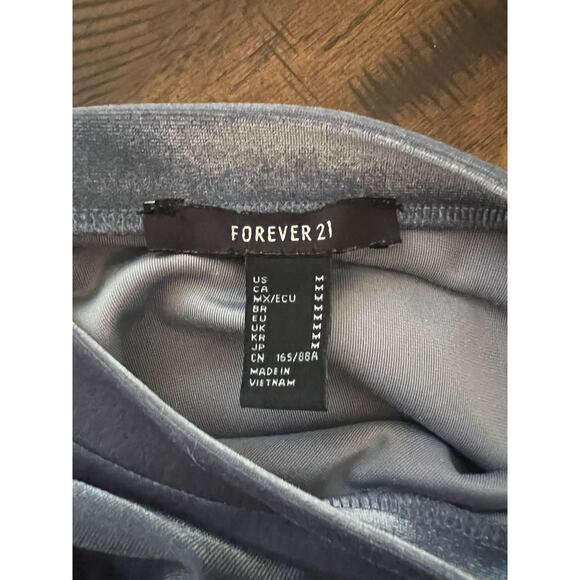 Forever 21 Velvet Powder Blue T Shirt Size M - Picture 5 of 5